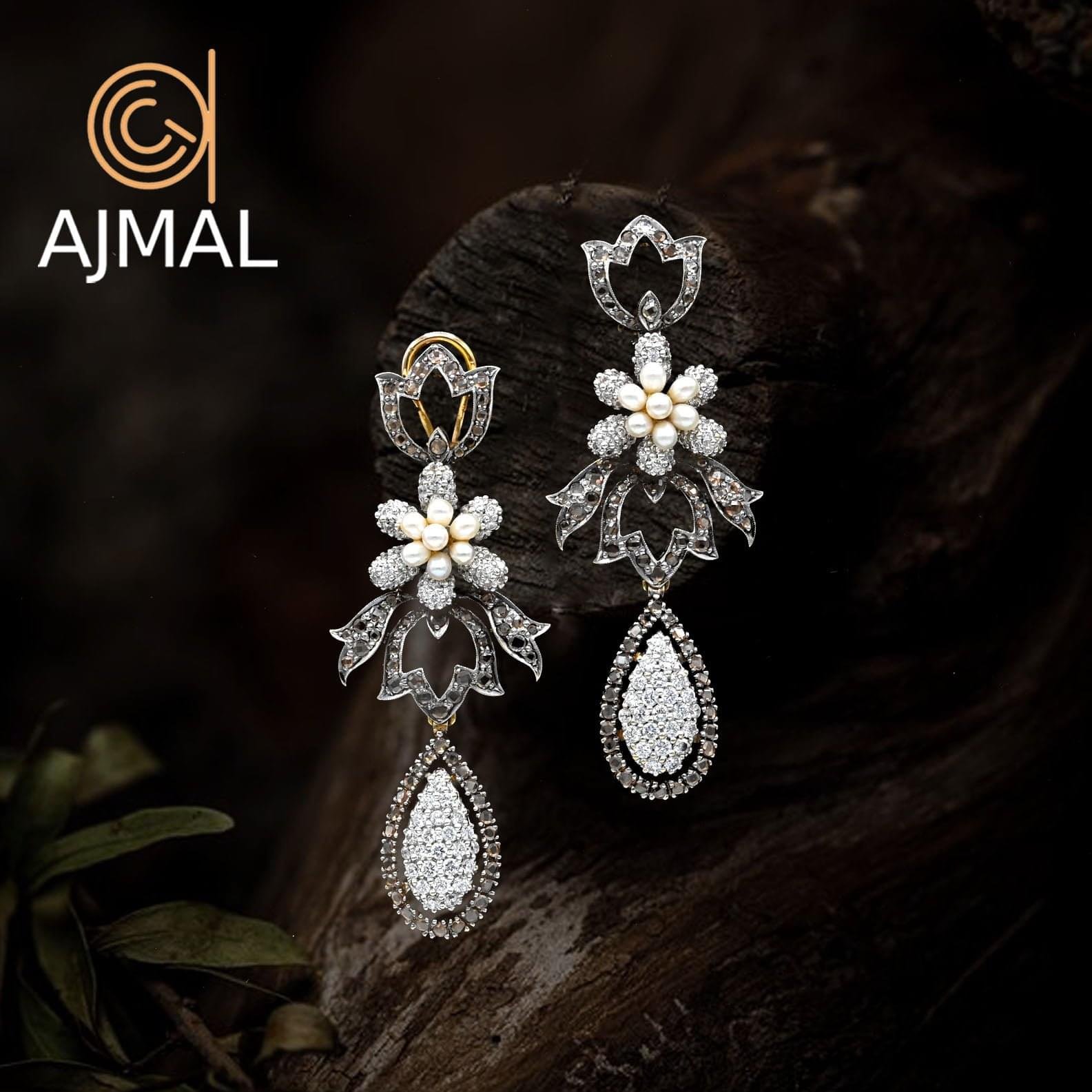 Gold Earring Design 0028